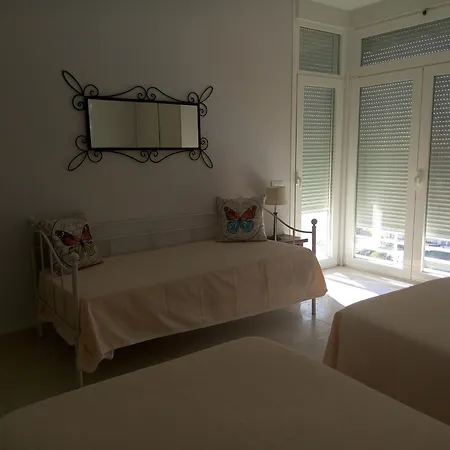 La Roca * Τορρεμολίνος